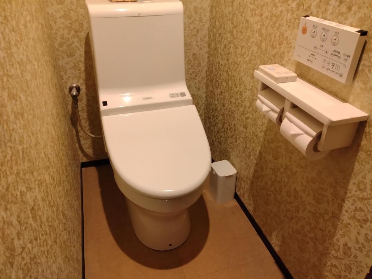 אוסקה ホテル ベニ ウエスト 大人専用 מראה חיצוני תמונה